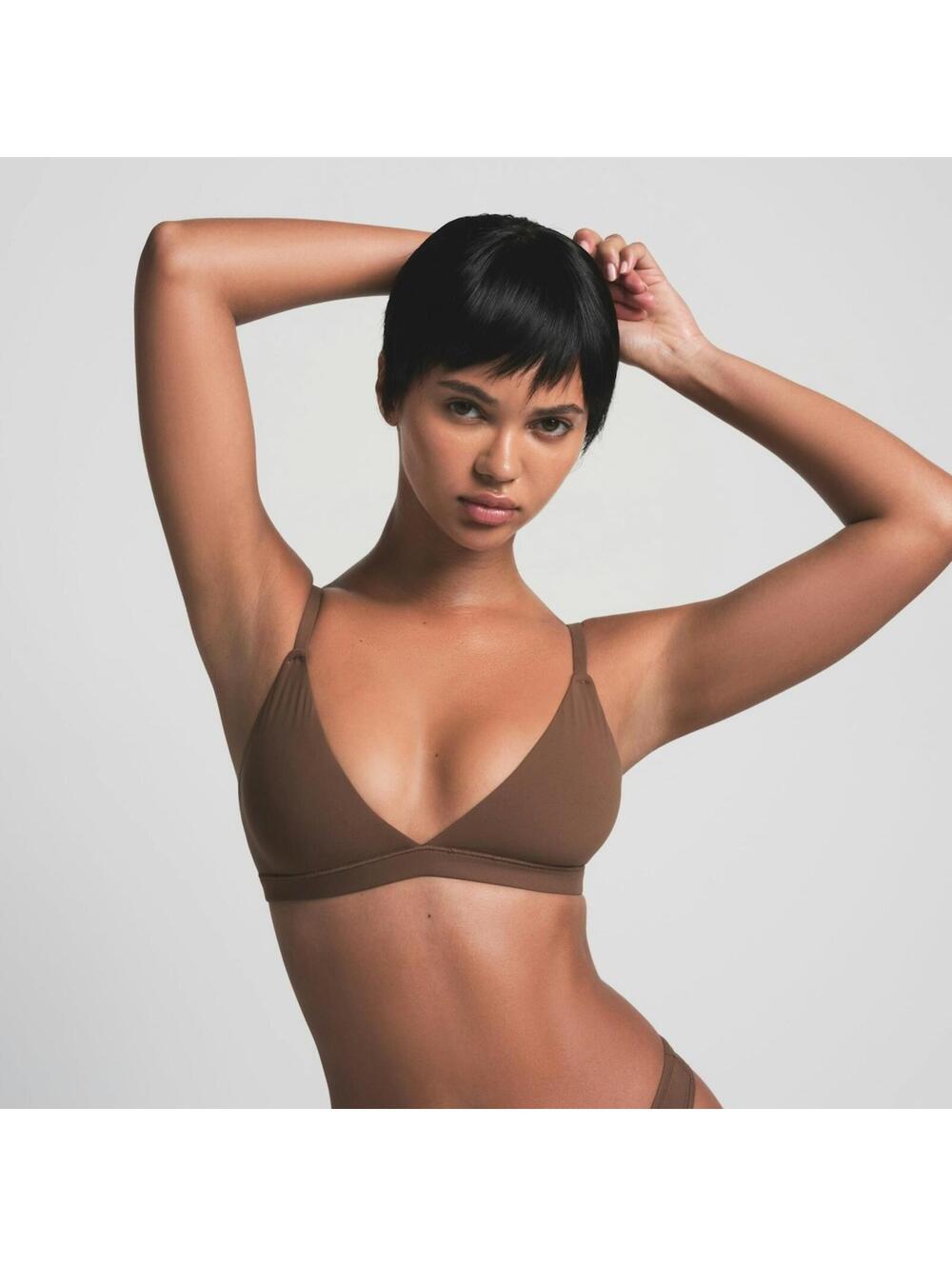 Skims Fits Everybody Triangle Bralette - Picture 2 of 6